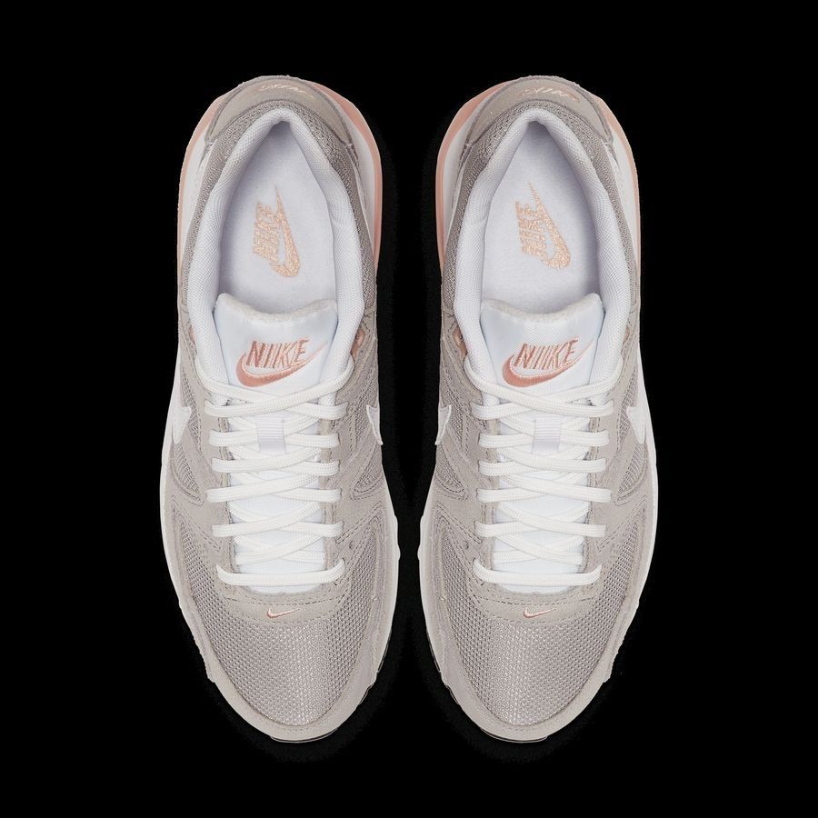 Nike Air Max Command