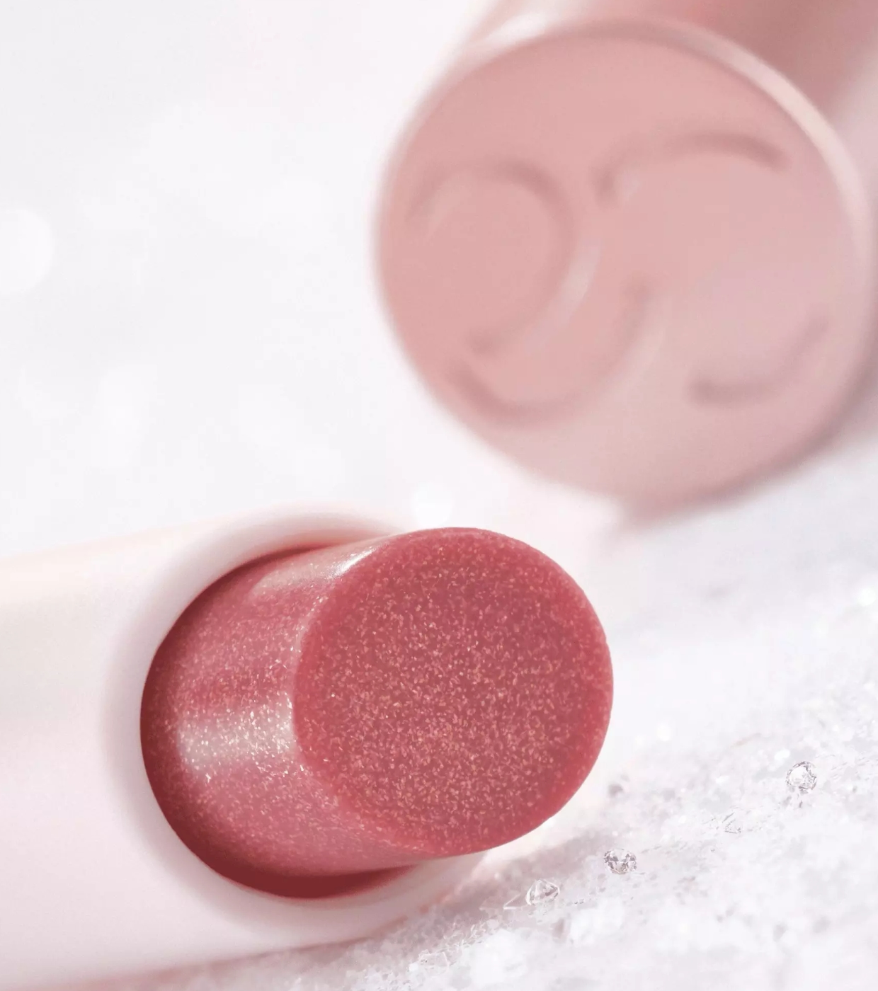 Catrice - Brilho Labial em Bastão Diamond Glaze - 010: No Glitter, No Glory