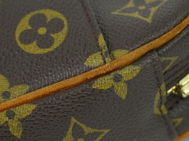 Louis Vuitton Vintage Louis Vuitton Belt Bags Brown