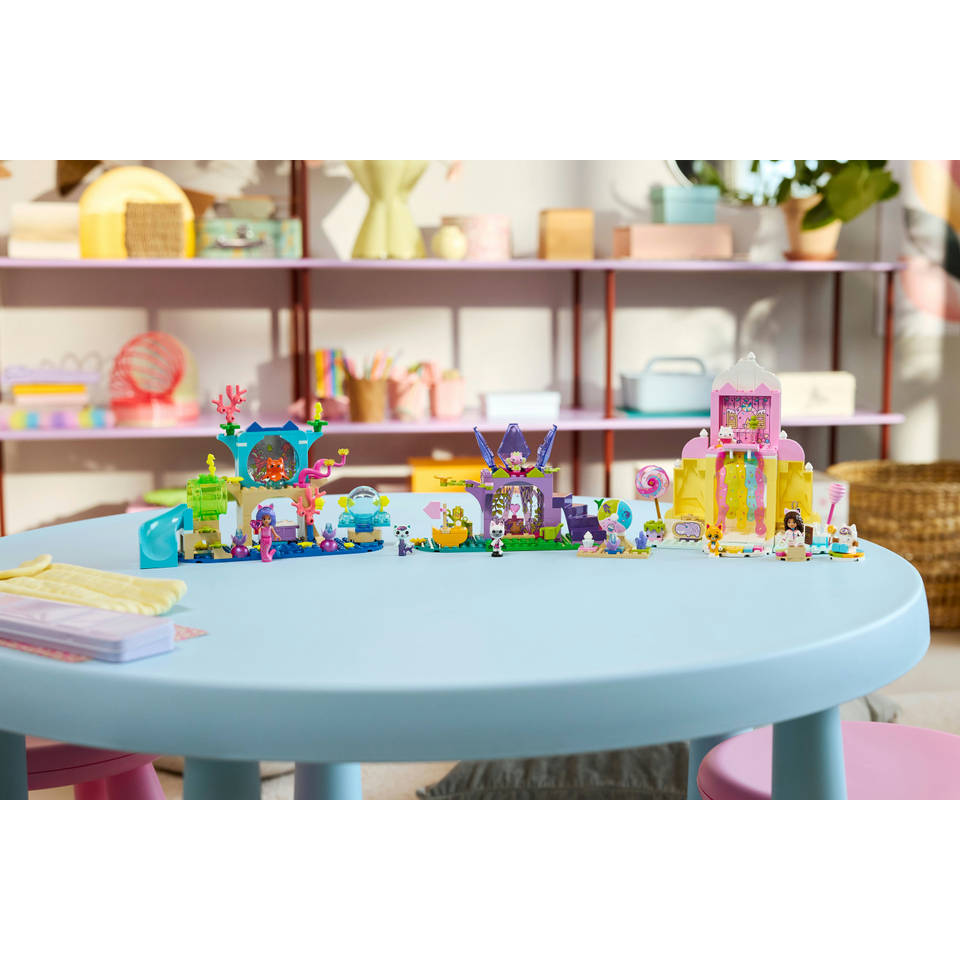 LEGO Gabby's Dollhouse snoepjesberg en kittentuin 11205