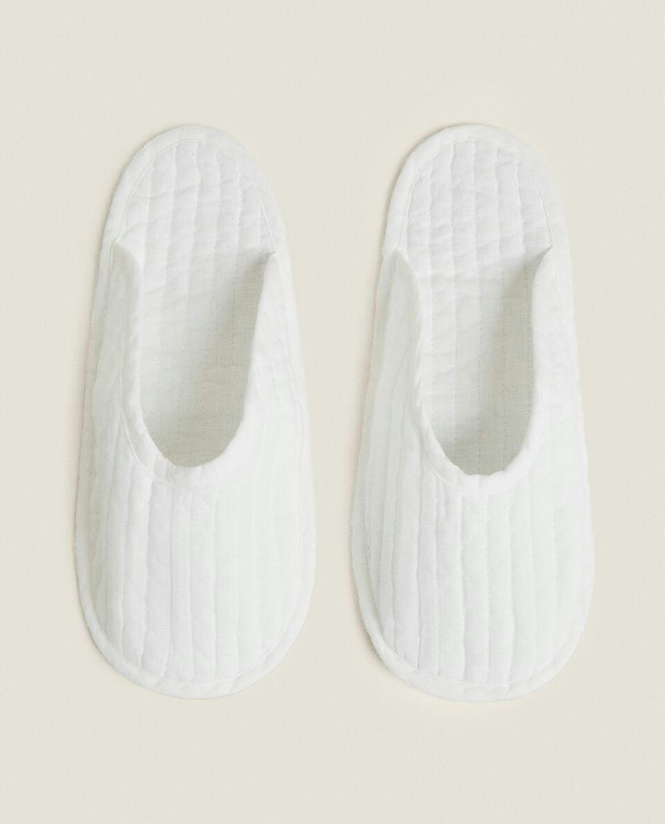 CHINELOS DE LINHO ACOLCHOADOS