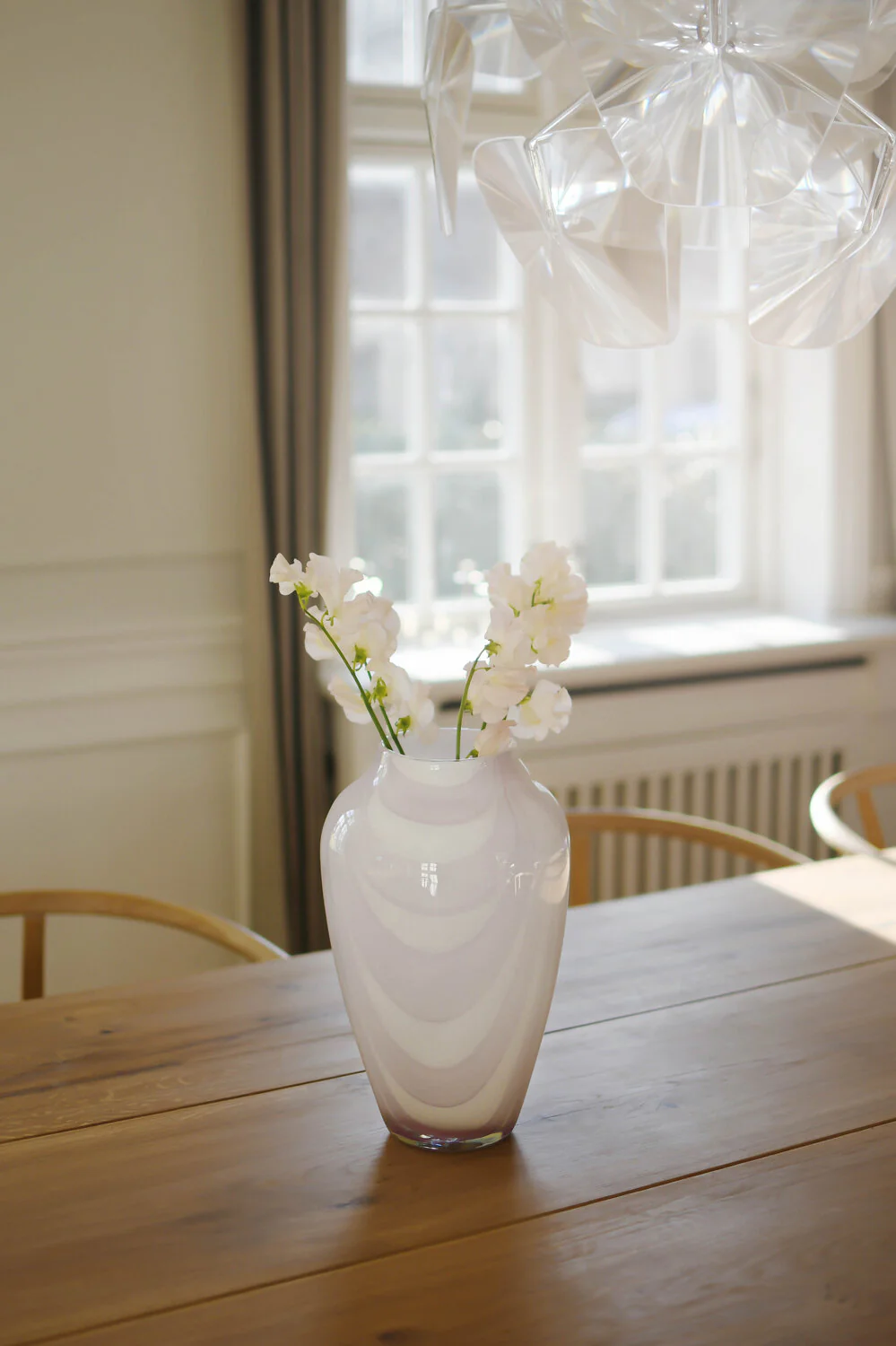 Bahne Interior  Vase med brede swirl striber, lilla - H35 cm.