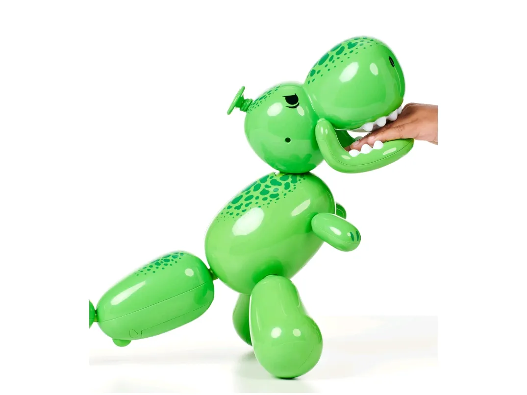 SQUEAKEE  Dino