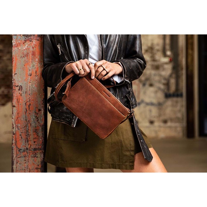 Burkely<br>Crossover Antique Avery