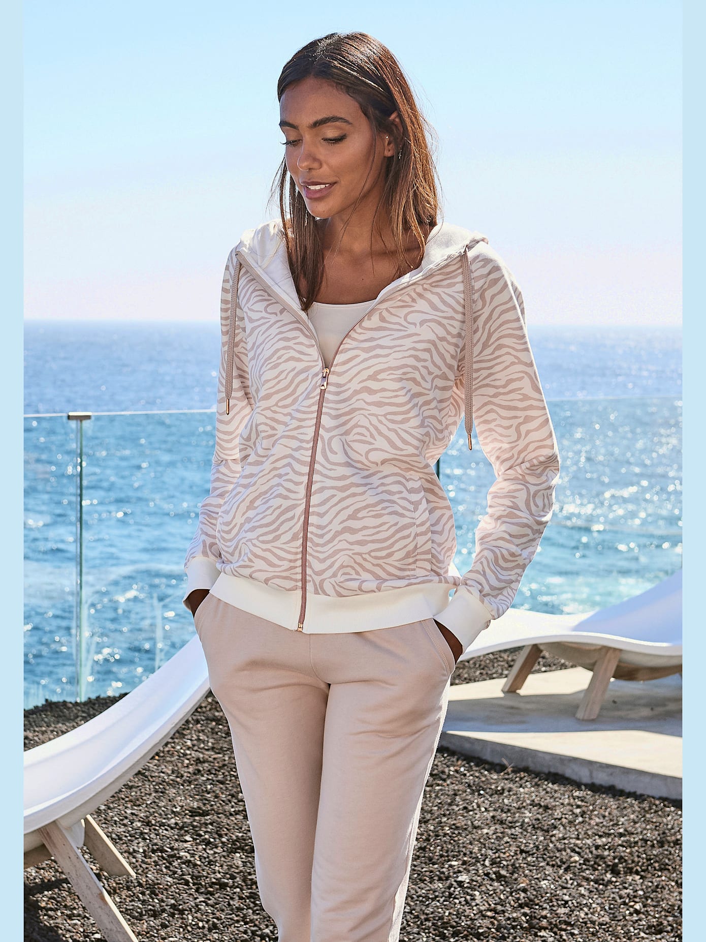 Veste sweat à capuche confortable