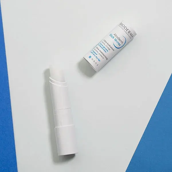 Bioderma Atoderm Bálsamo Labial Ultra-Hidratante, Pacote com 2 x 4g
