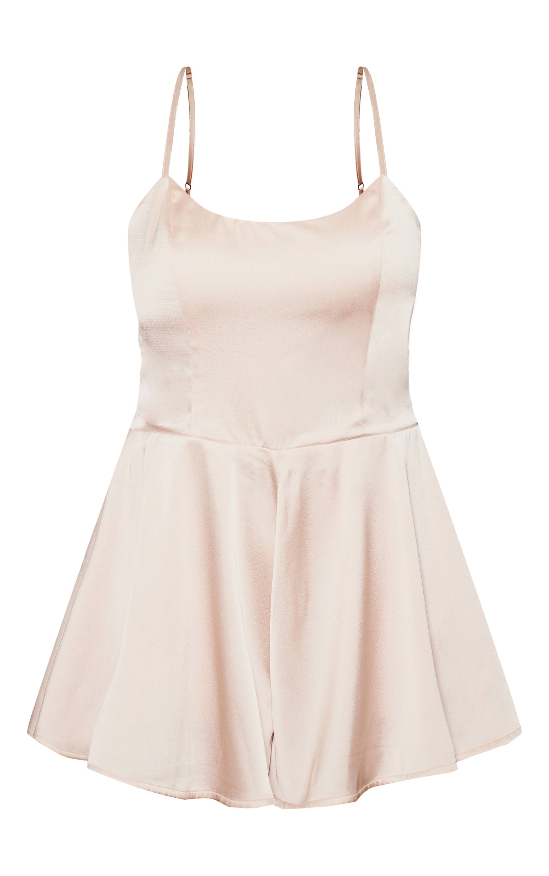 Champagne Combi-short Satinée À Fines Bretelles