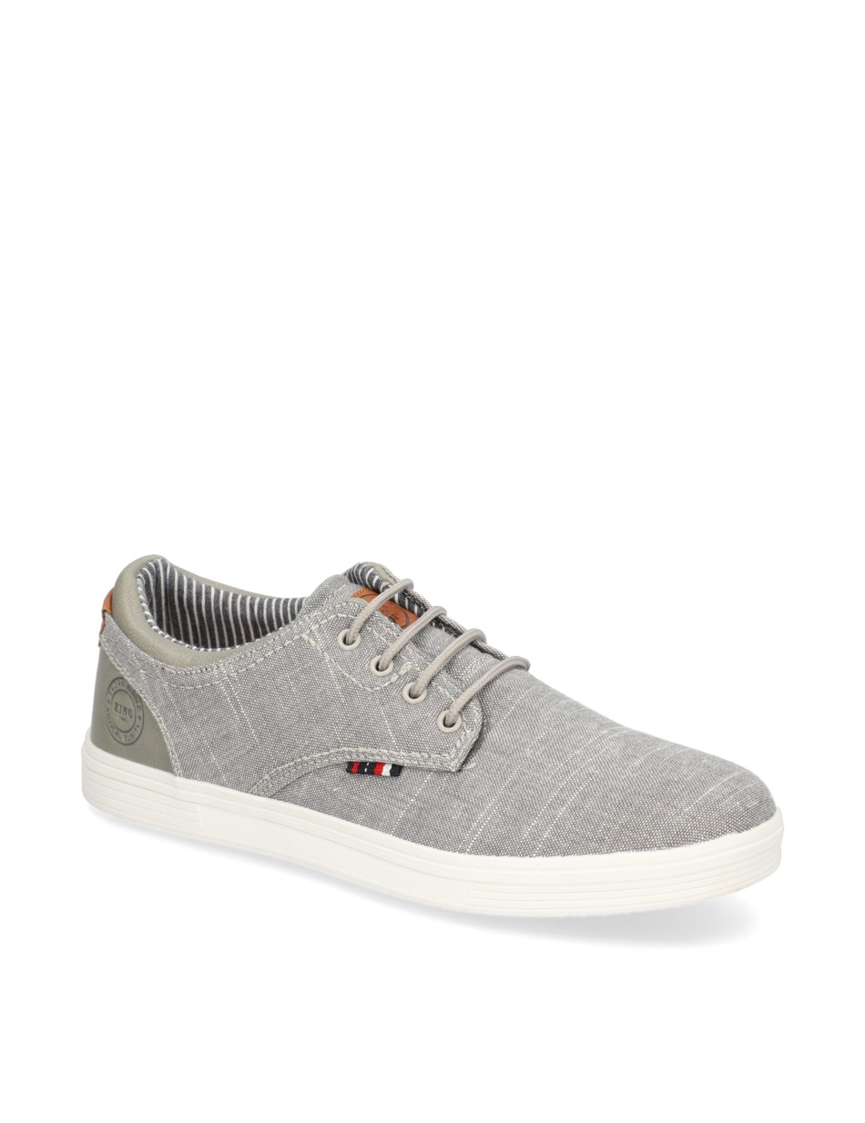 Canvas Sneaker