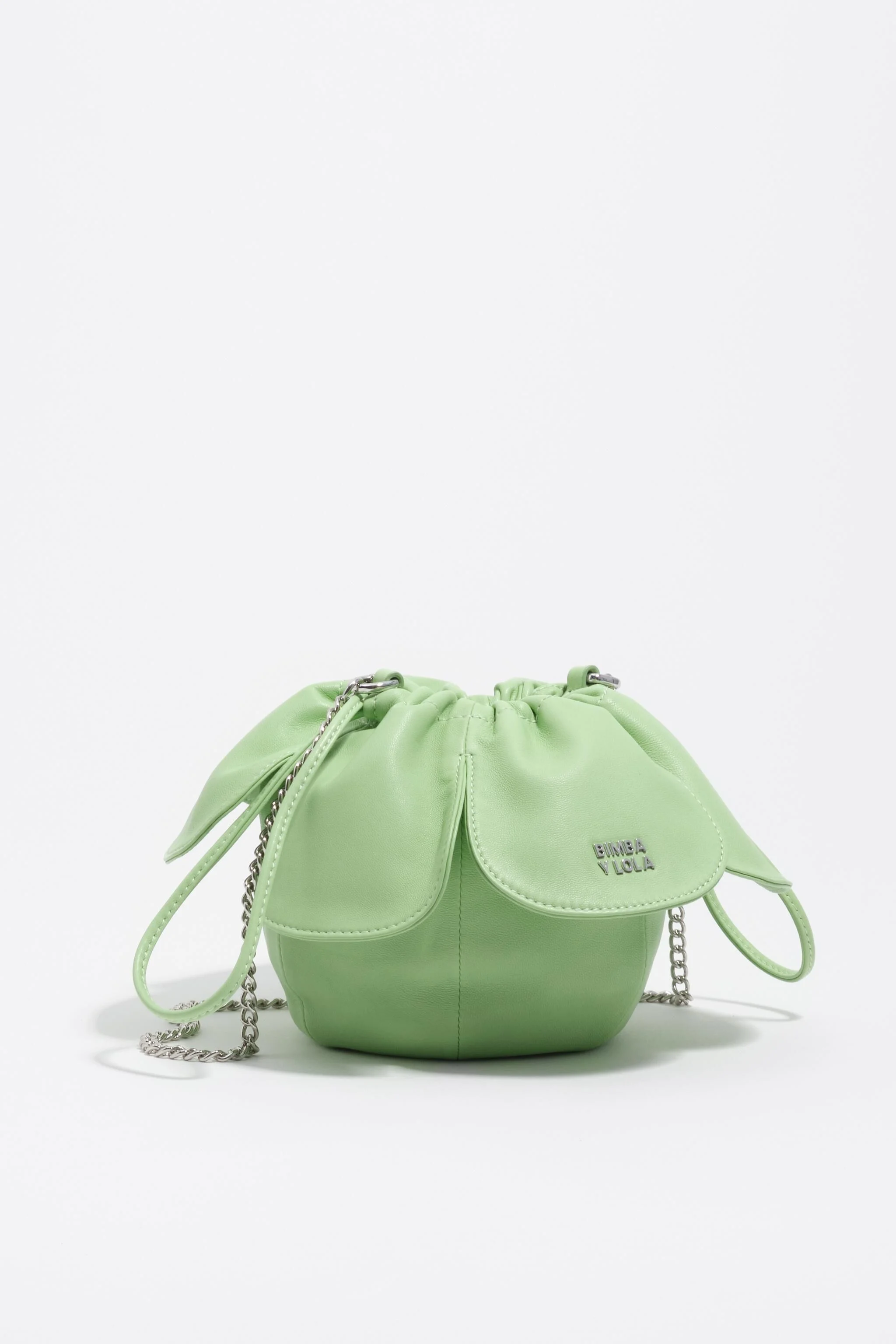 Bolsa Pétalo em couro verde pastel