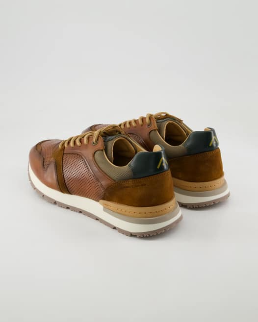 Ambitious Vince Sneaker in Braun