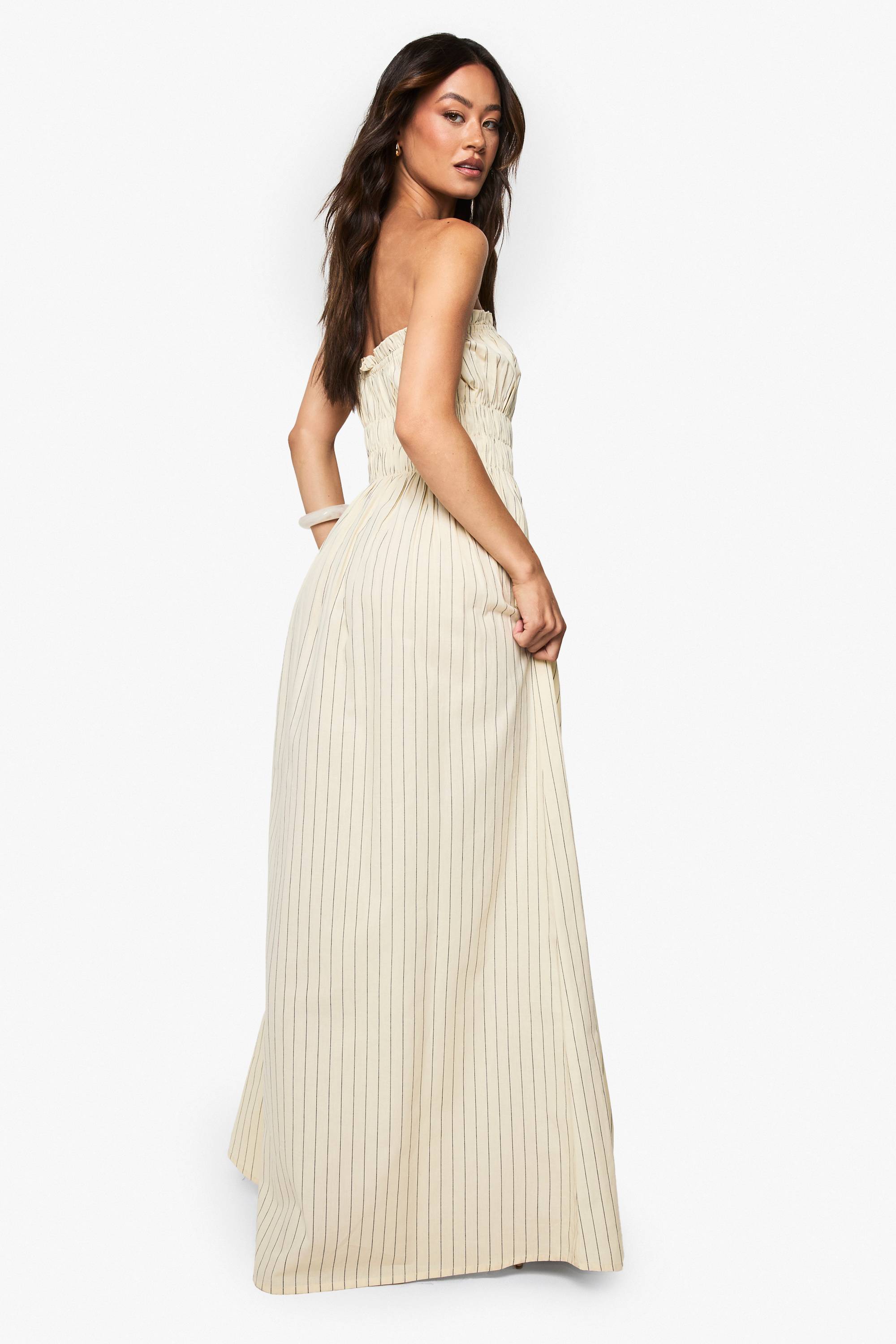 boohoo Robe Longue Froncée À Rayures Aspect Lin Tall