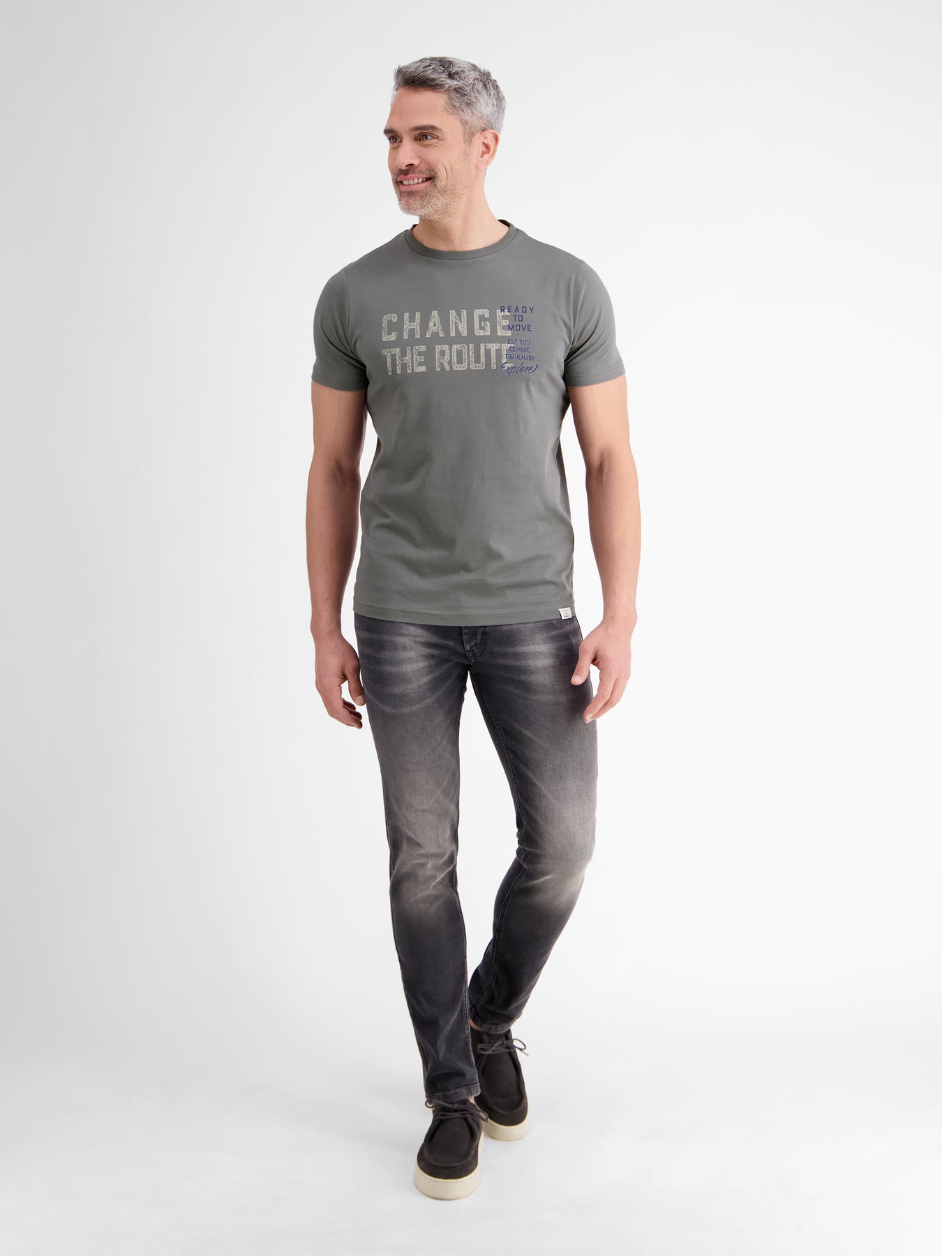 Unifarbenes T-Shirt mit Print