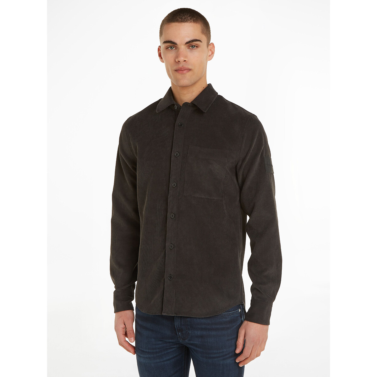 CALVIN KLEIN JEANS<br>Camisa reta em veludo
