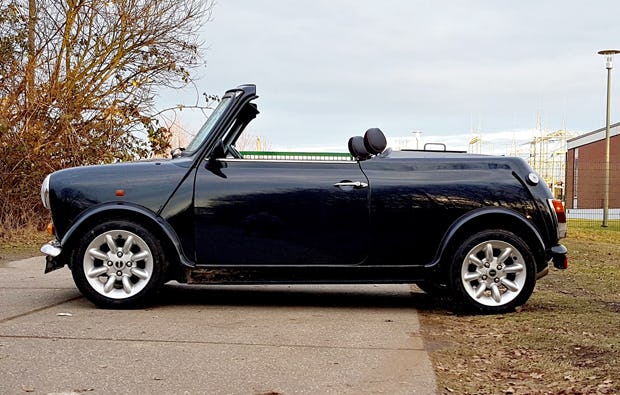 Mini Cooper Cabrio mieten in Gelsenkirchen