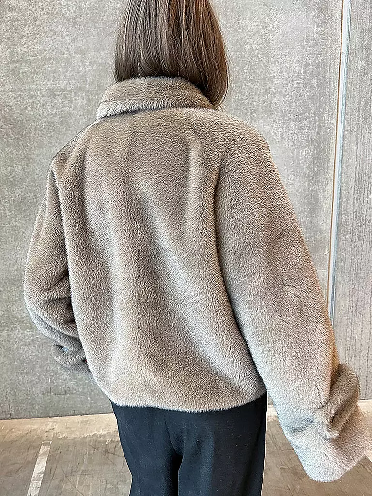 MEOTINE Jacke in Felloptik hellbraun
