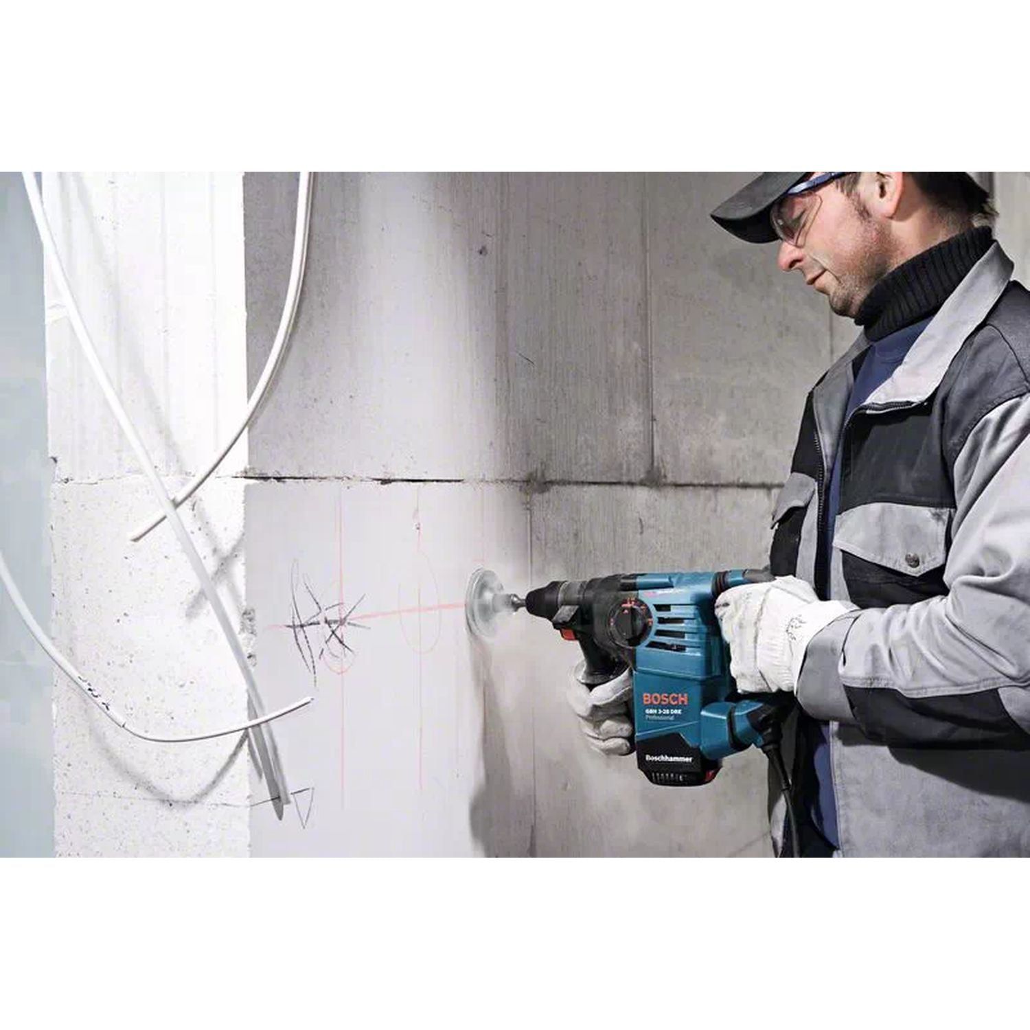 Bosch Professional GBH 3-28 DFR Boorhamer SDS PLUS 3,1J 800W 230V in L-BOXX - 061124A004