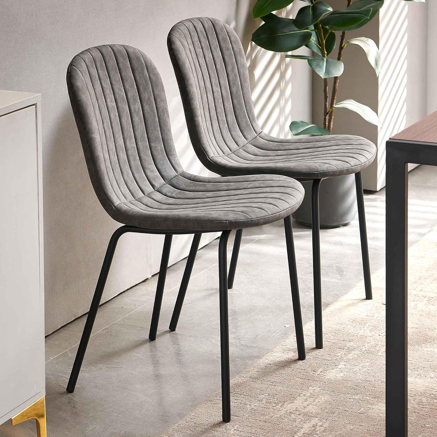 NORDICANA Esszimmerstühle 4er Set, Stuhl, Küchenstühle, Esszimmerstühle Kunstleder, mit Rückenlehne, Metallbeine, für Esszimmer, Wohnzimmer, Küche, Schlafzimmer und Empfangsraum (Grau)