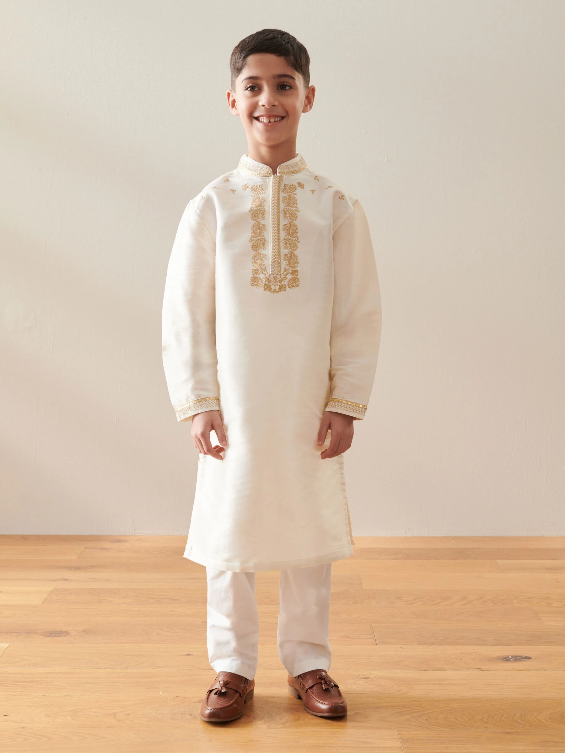 Ivoor - Eid Koerta (3mnd -16jr)