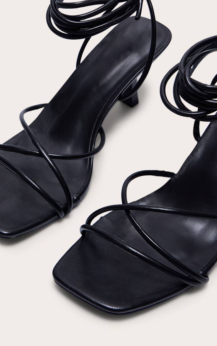 Noir Sandales À Talons Bas Avec Lacets Et Brides Coupe Large