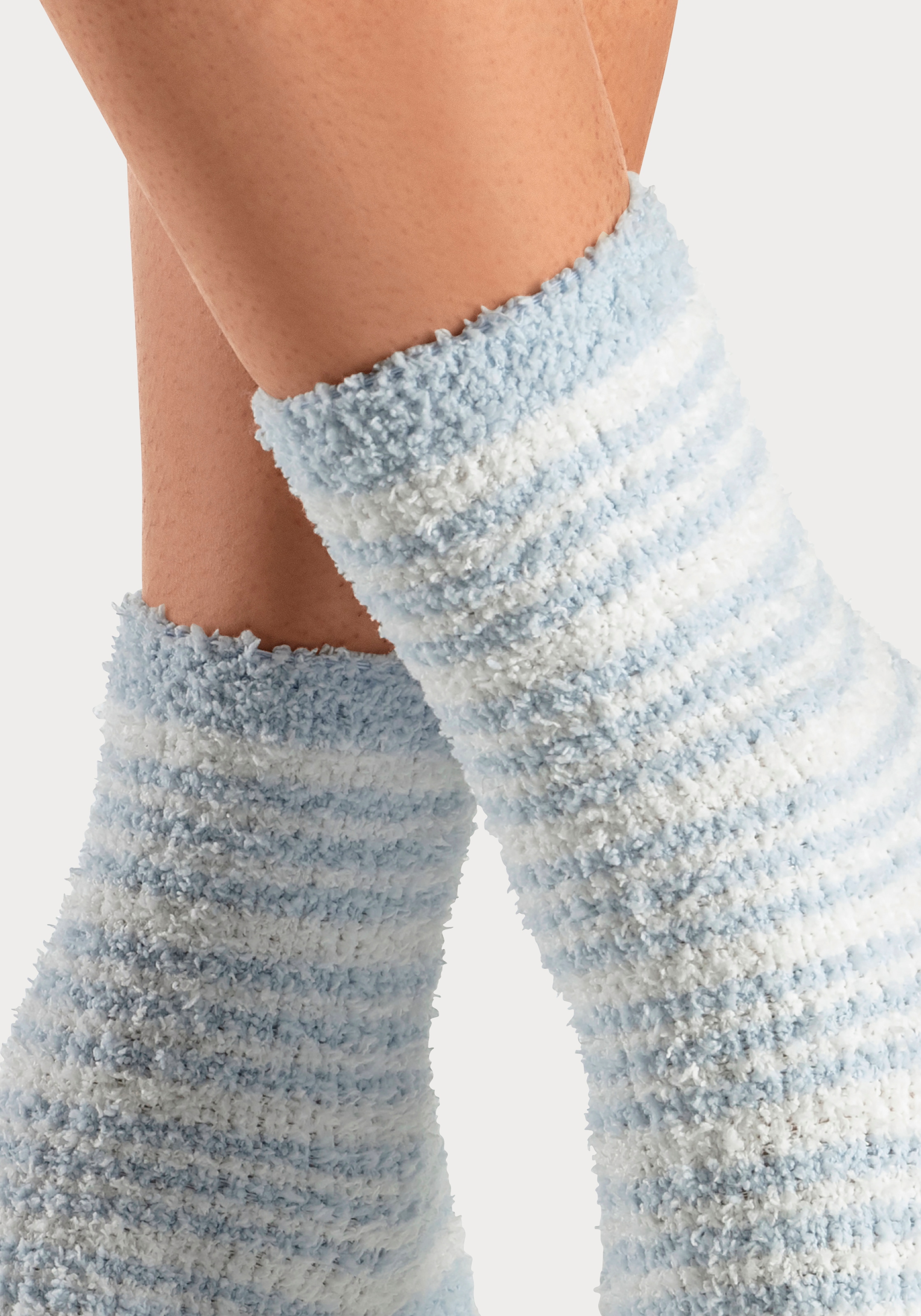 LASCANA Kuschelsocken Packung, 4 Stk. tlg. aus weicher und warmer Flausch-Qualität