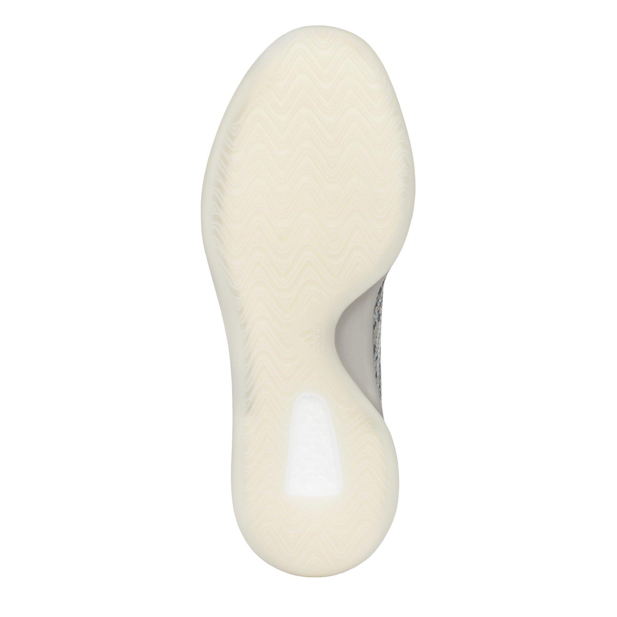 Yeezy QNTM Sneakers Mens