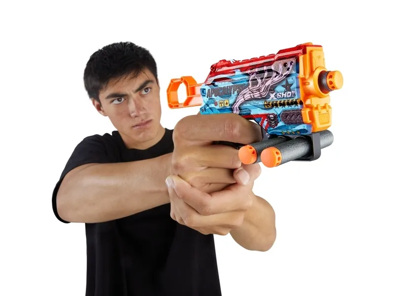 X-Shot Skins Menace Dart Blaster (8 Darts)
