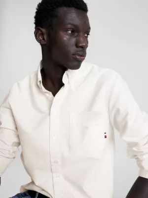 Camisa Oxford de corte regular com tingimento natural