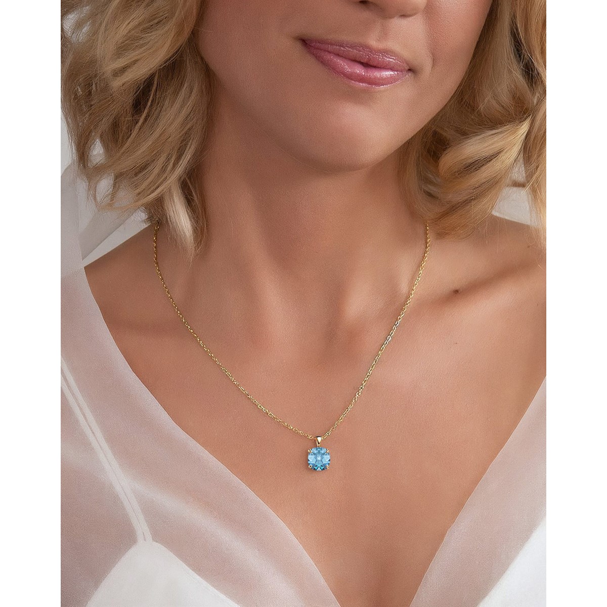 Collier Pendentif Topaze Bleue Facettée serti Argent 925 doré à l'or fin 18 carats | Aden