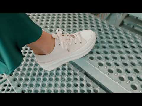 Baskets BEIGE MERRY SCOTT
