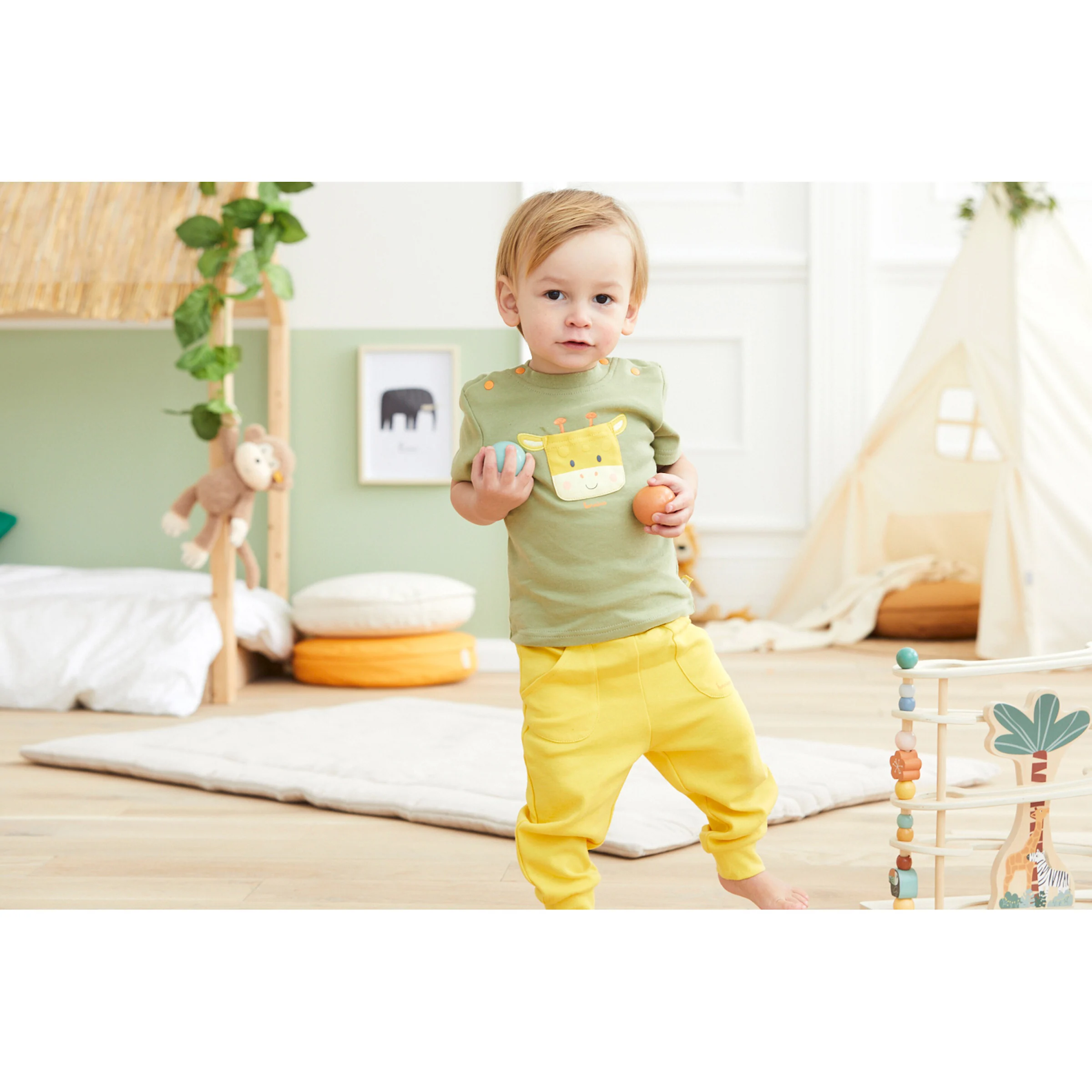 Bornino - Lieblinge T-Shirt Giraffe grün