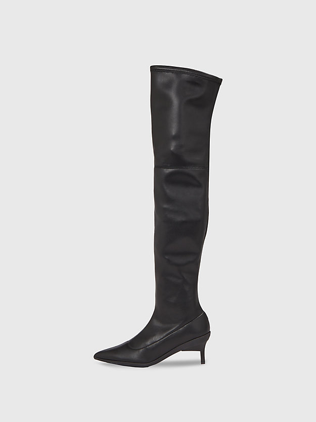 botas acima do joelho com salto agulha