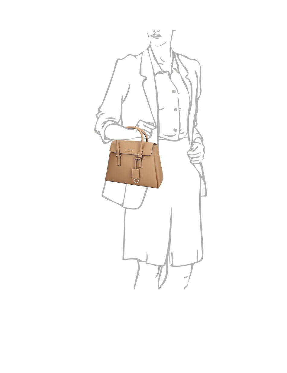DRESSED TOTE