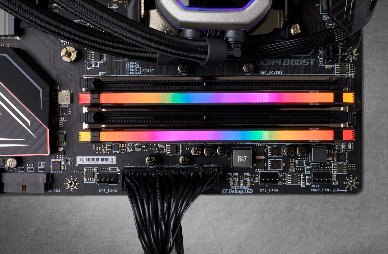 Corsair Vengeance RGB PRO - 2 x 8 Go - DDR4 3600 MHz C16 - Noir