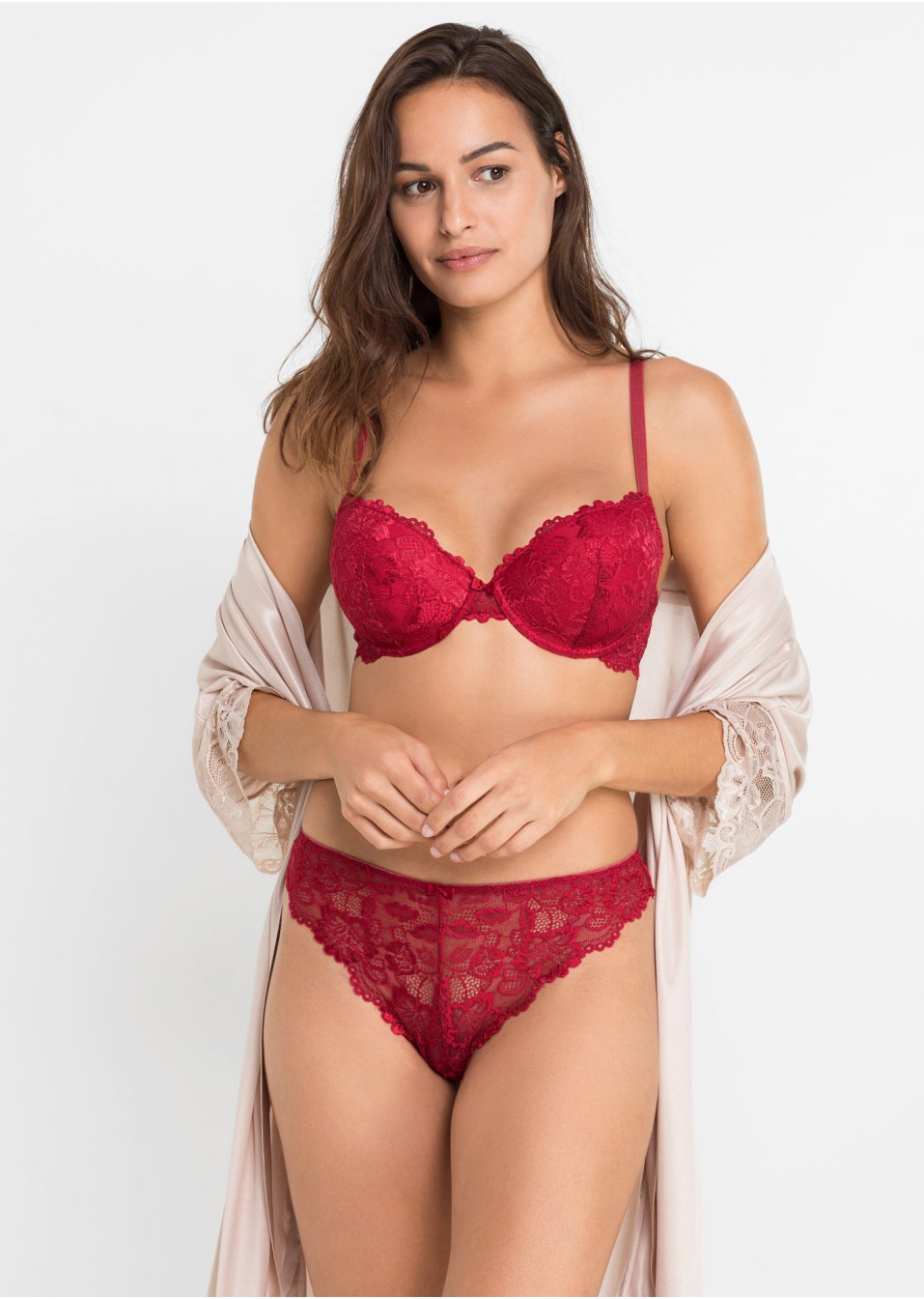 Soutien-gorge à coques + string (Ens. 2 pces.)