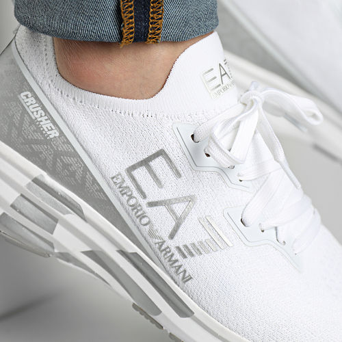 Baskets X8X095 XK240 White Light Silver