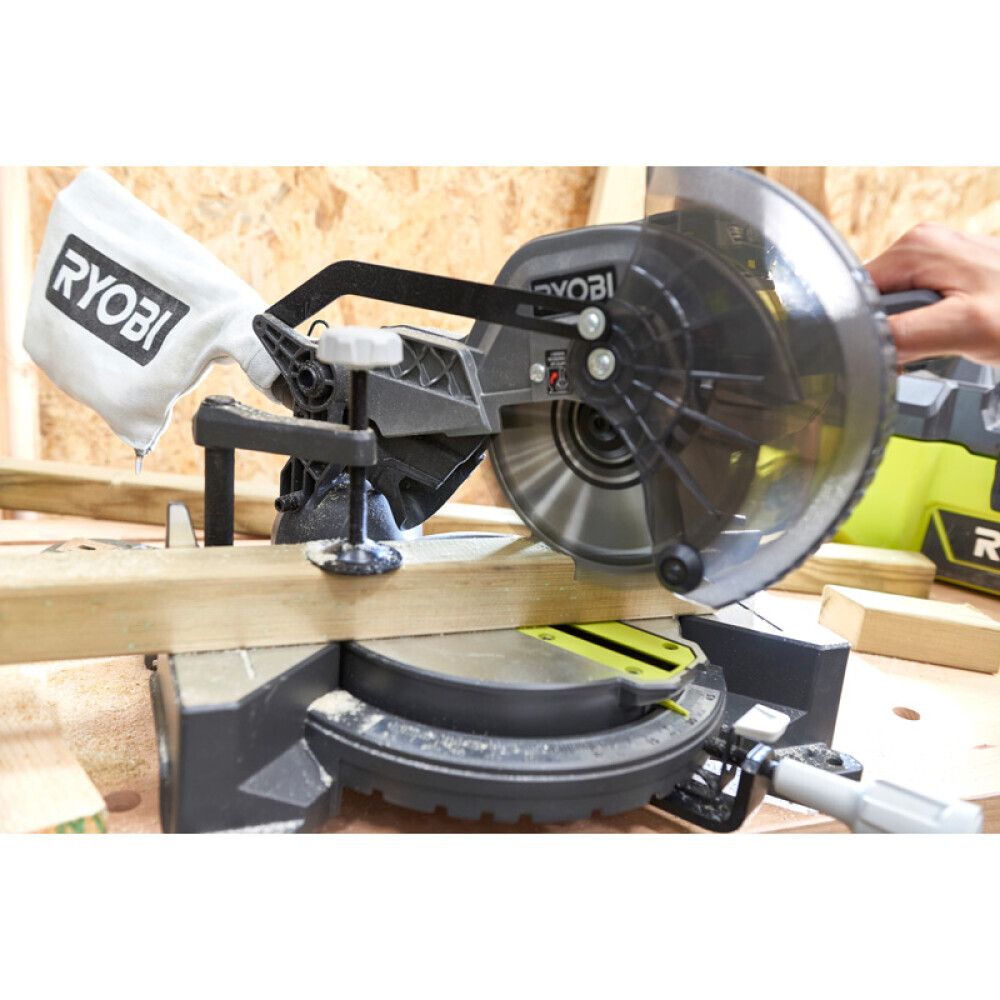 KAPP- & GJÆRSAG RYOBI EMS190DCL 18V ONE+ UTEN BATTERI