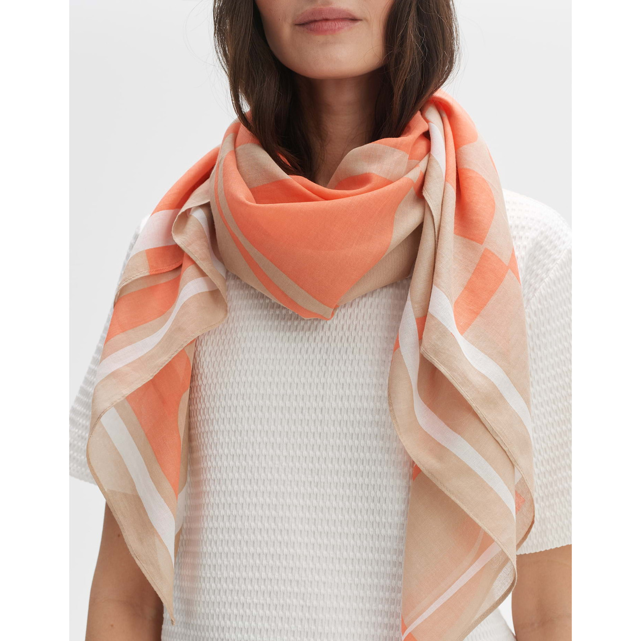 Opus Aplora scarf