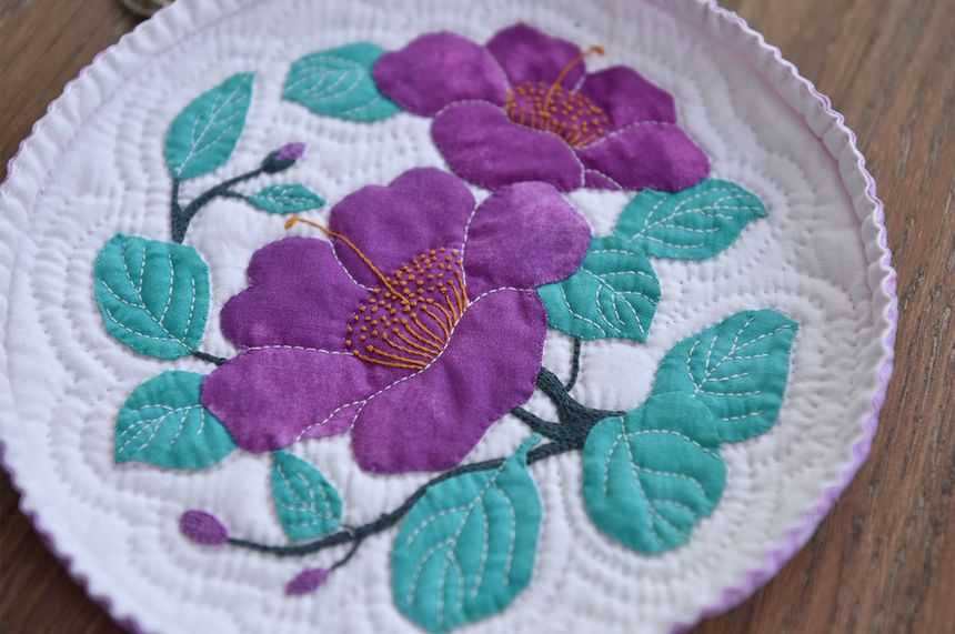 Embroidery Kingdom - DIY-borduurpakket met bloemenstof (verschillende ontwerpen)