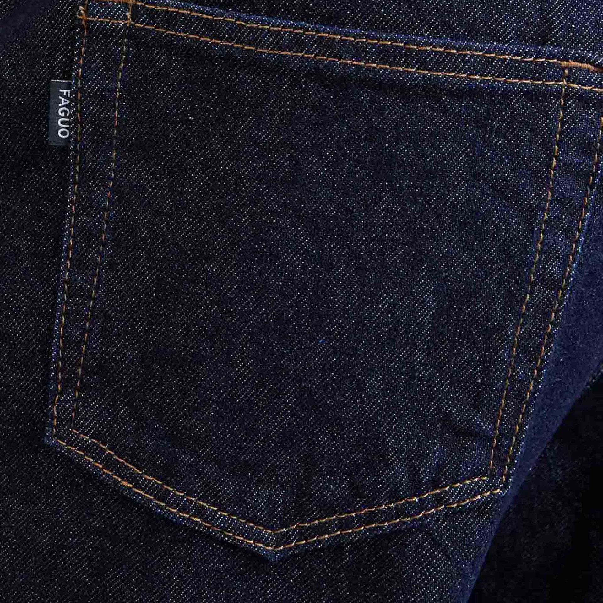Jean denim brut coupe straight végan en coton et coton recyclé - modèle Straight denim