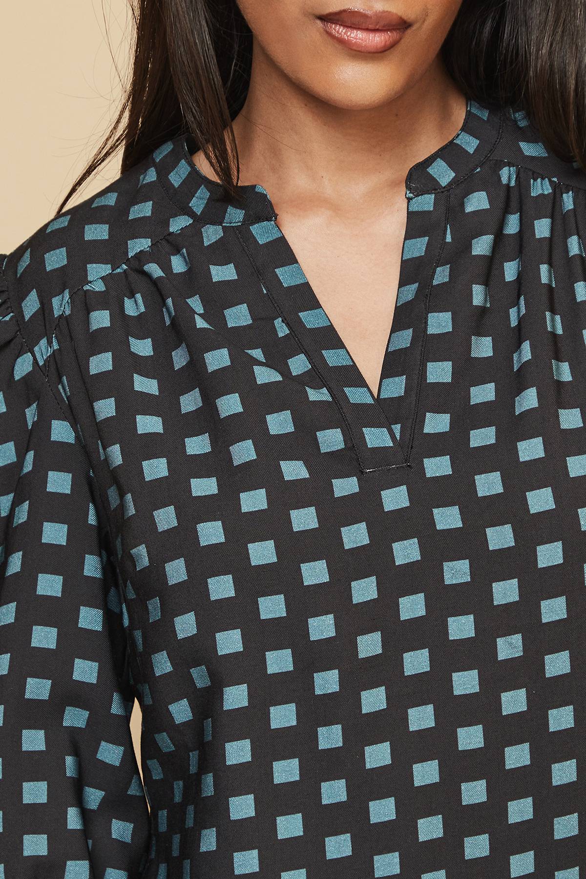Wallis Robe Droite Sans Col à Petits Carreaux