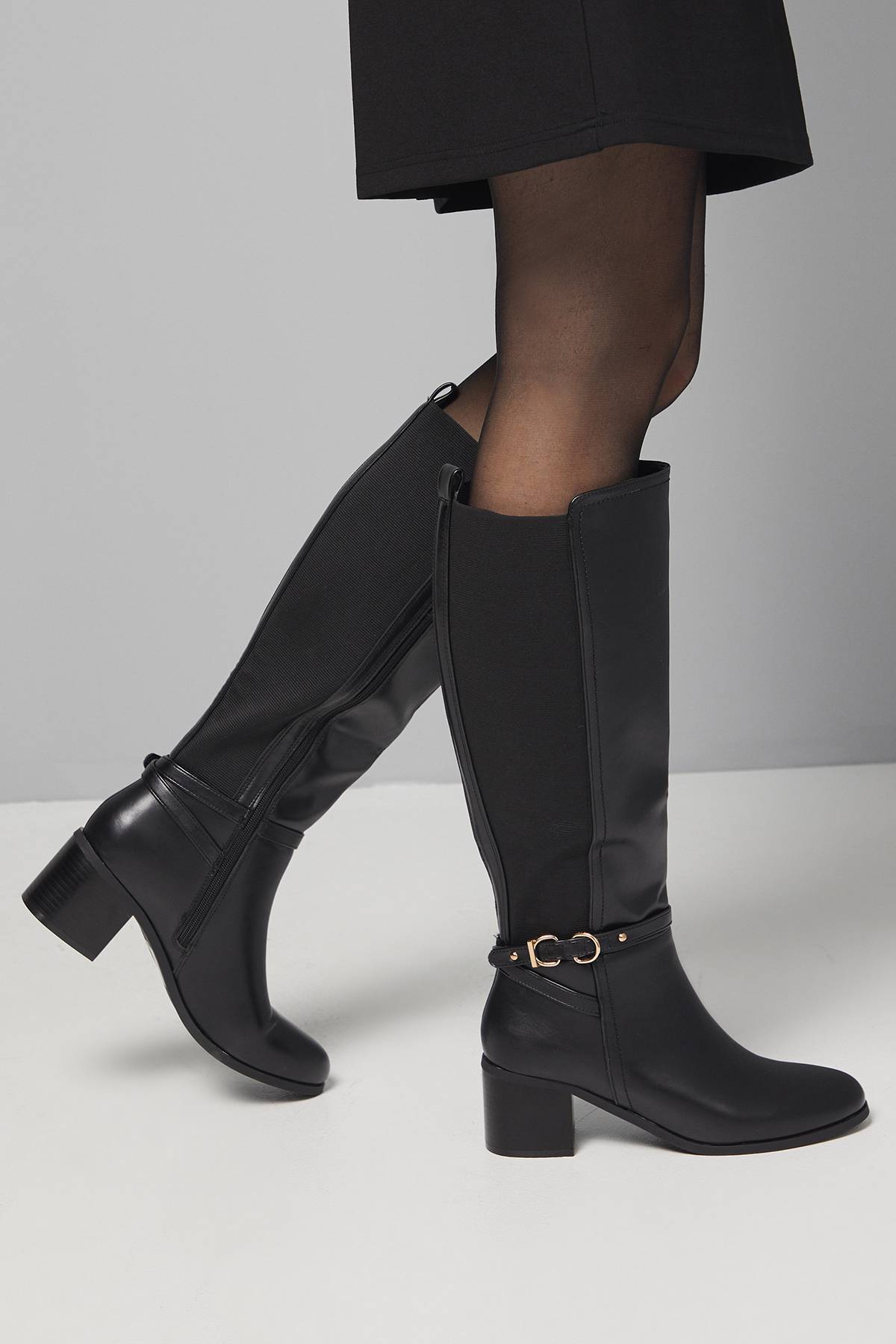 Wallis Bottes Hautes Hills en synthétique avec Panneau Extensible et Talon Bloc Moyen