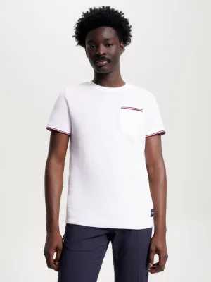 Camiseta Slim Fit Piquet com Estampa de Favo de Mel
