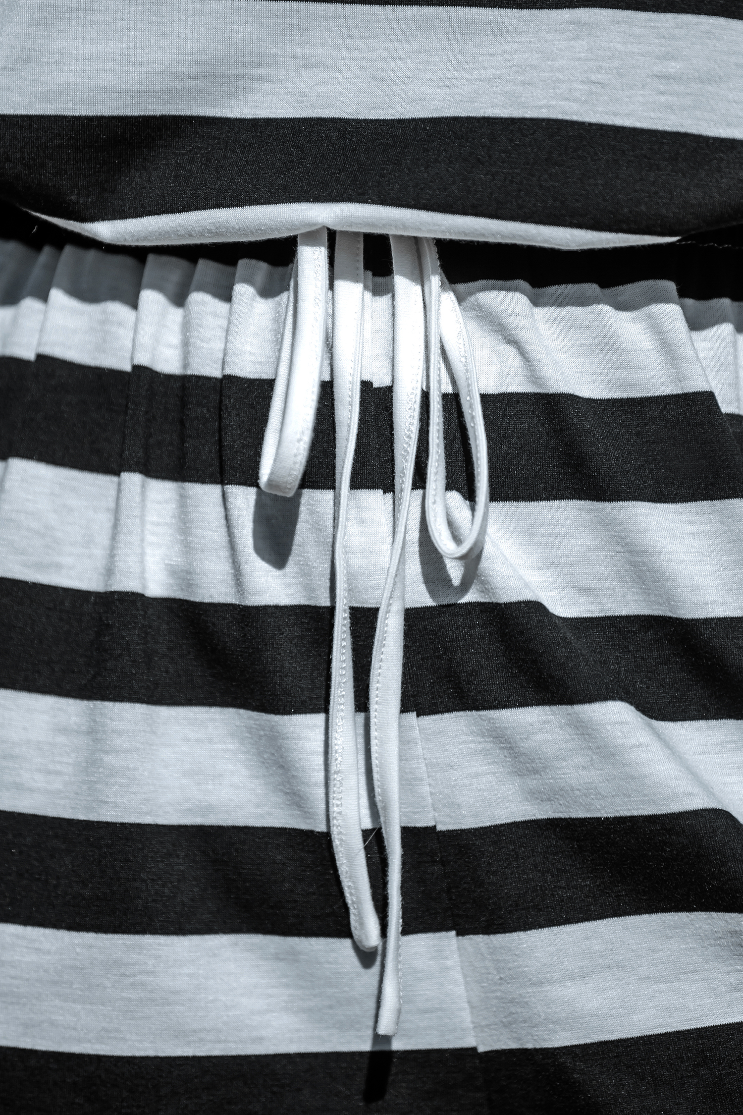 Combishort sans manches en jersey à rayures noir et blanc