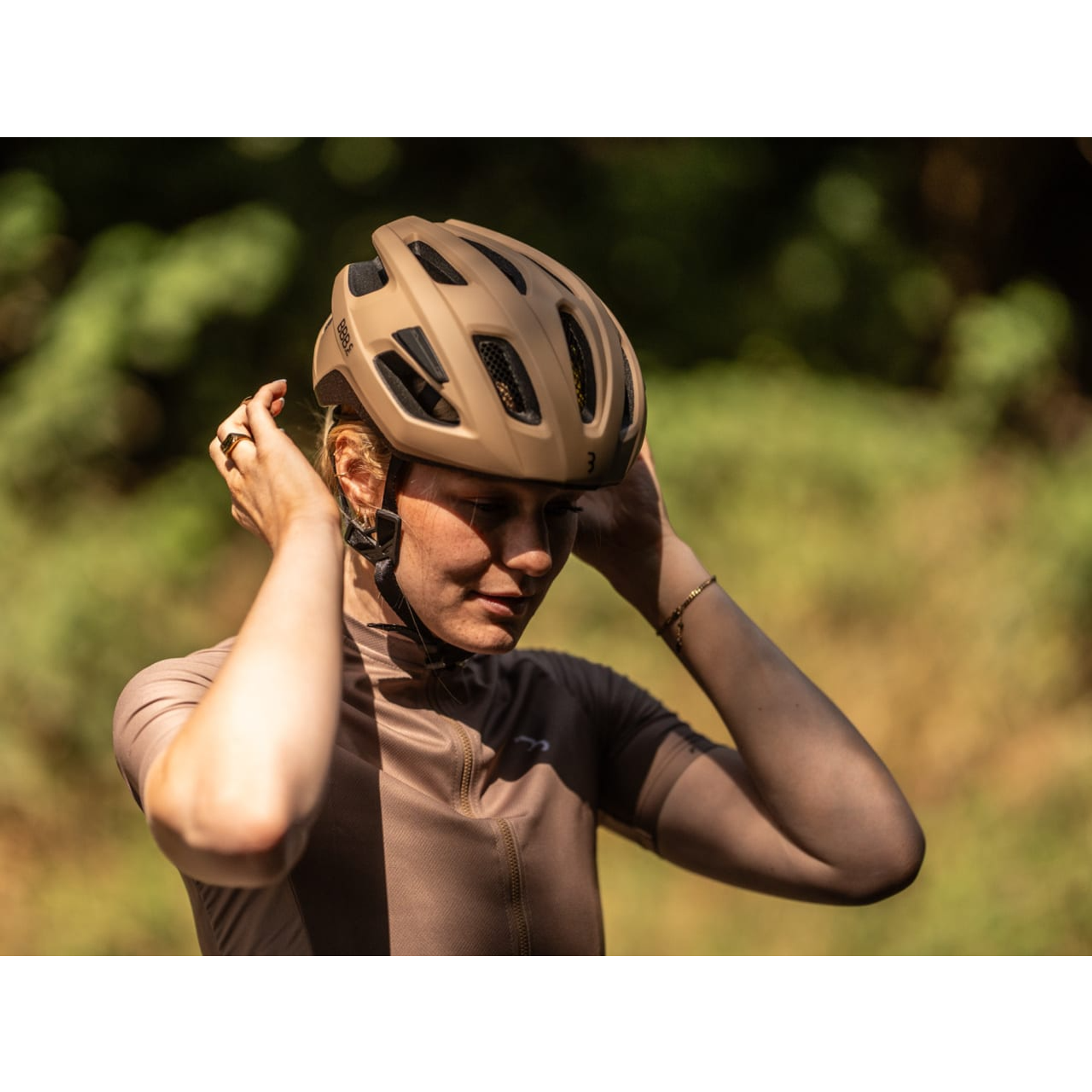 BBB Cycling BHE-23 Dune MIPS 3.0 FIDLOCK Racefiets Helm