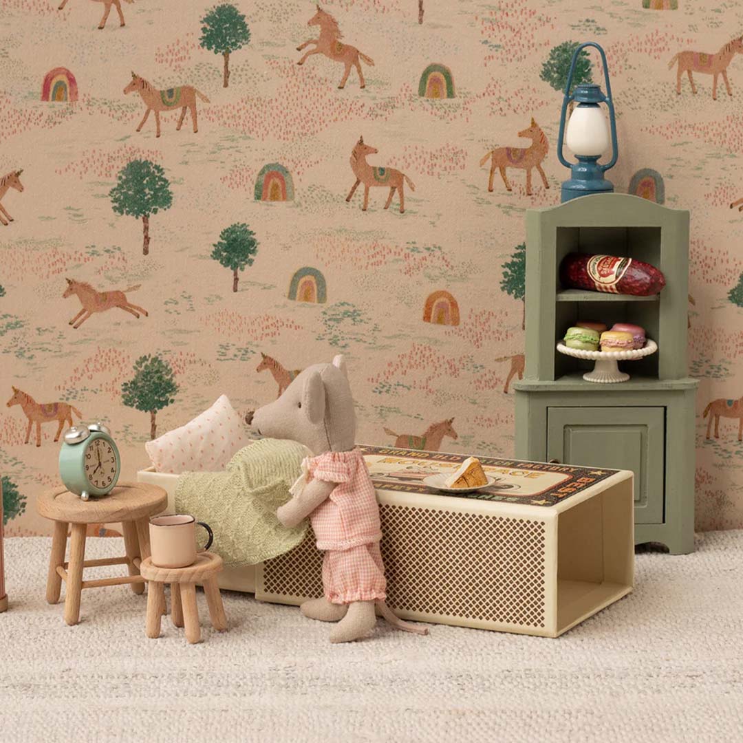 maileg knuffelmuis kleine zus in luciferdoosje - roze pyjama - 11 cm