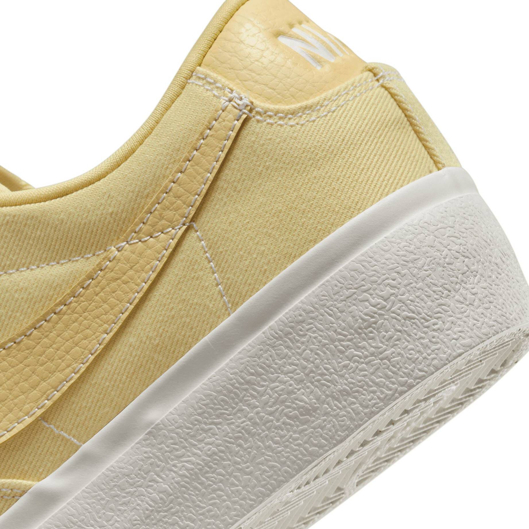 Nike Sportswear| Damen Sneaker BLAZER LOW PLATFORM CANVAS
