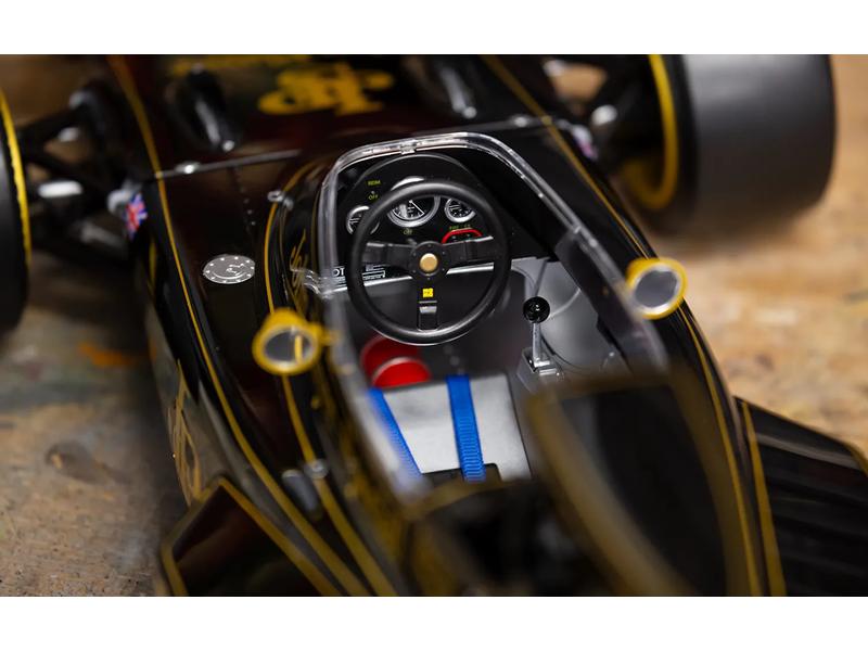 Pocher Premium Kit Lotus 72D 1:8 Pocher Lotus 72D Premium Modell Kit im Massstab 1:8