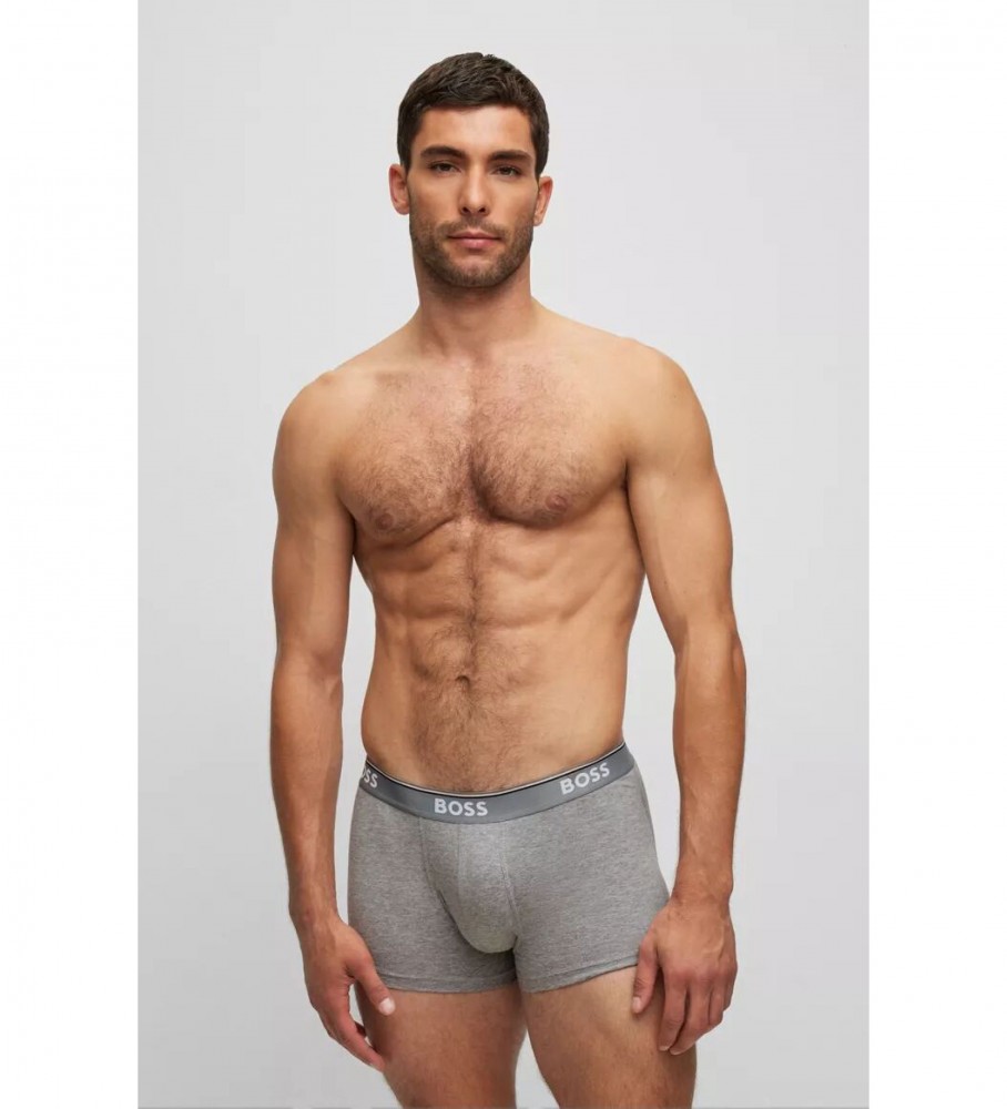 Pacote com 3 cuecas boxer BOSS: preta, cinza e branca.