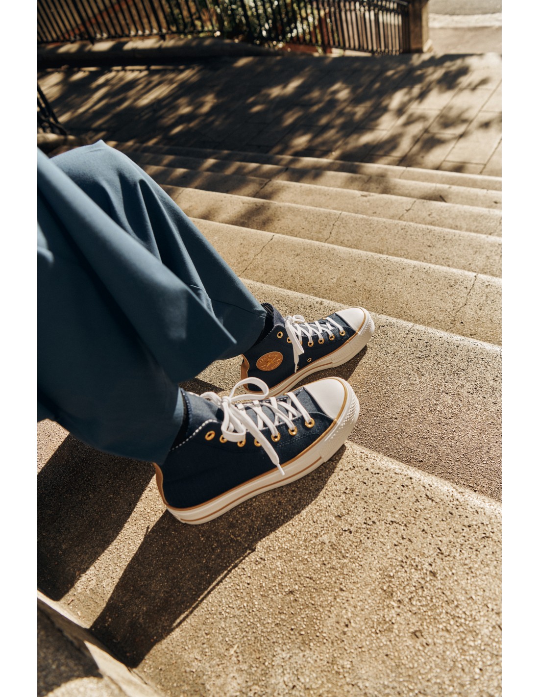 converse Sneakers Compensées Montantes Femme CTAS Lift Hi Obsidian