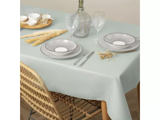 Nappe en polycoton Vert Céladon 150 x 250 cm